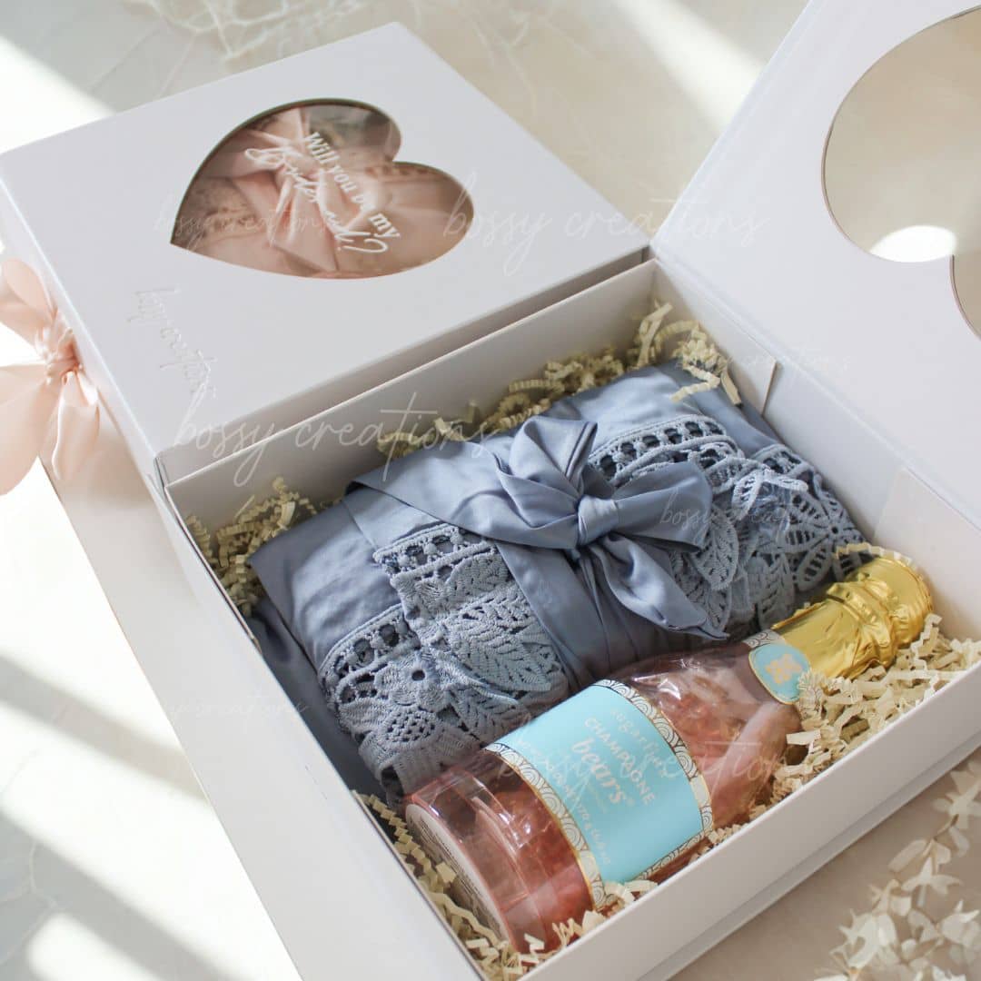 Champagne &amp; Satin Heart Box
