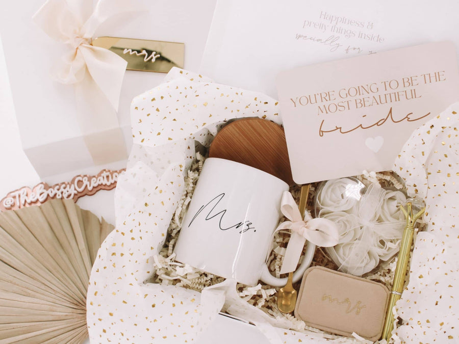 "Mrs" Bride Gift Box (READY TO SHIP)